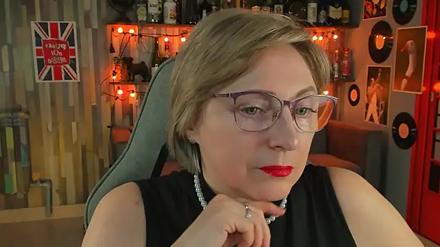 sugar vivien online show from 03-13-25, 01:07