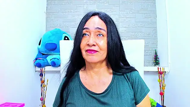 HorniestMilf online show from 09-25-25, 08:01