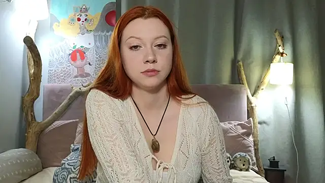 Snapshot of MileyMiller chatting on 04-28-26, 11:26 MileyMiller online show from 04-28-26, 11:26