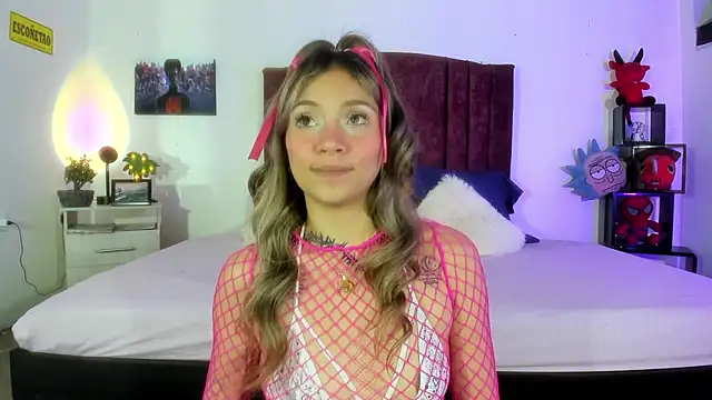 alisson zafiro  online show from 01-08-25, 09:10