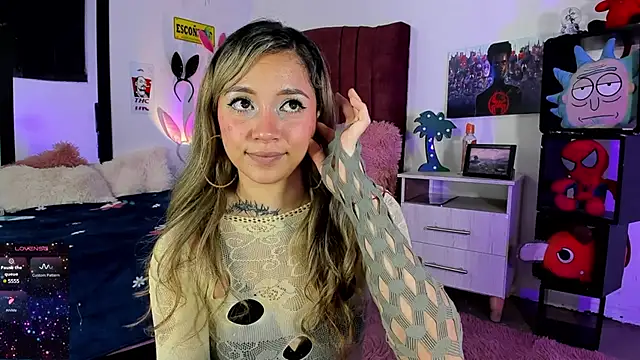 alisson zafiro  online show from 02-13-25, 04:11