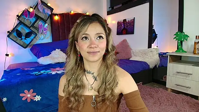 alisson zafiro  online show from 03-07-25, 09:18