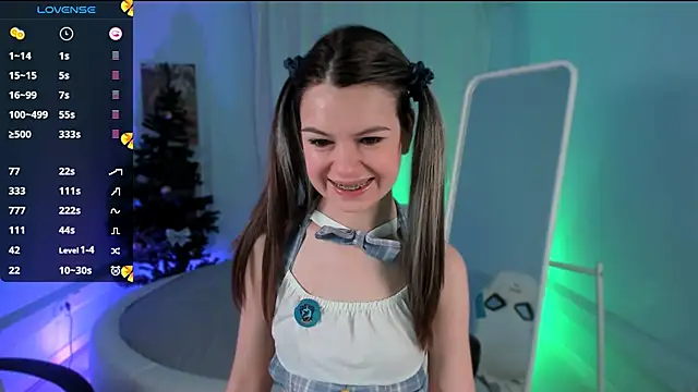 Snapshot of Lil_Amelie chatting on 12-13-24, 01:55 Lil Amelie online show from 12-13-24, 01:55