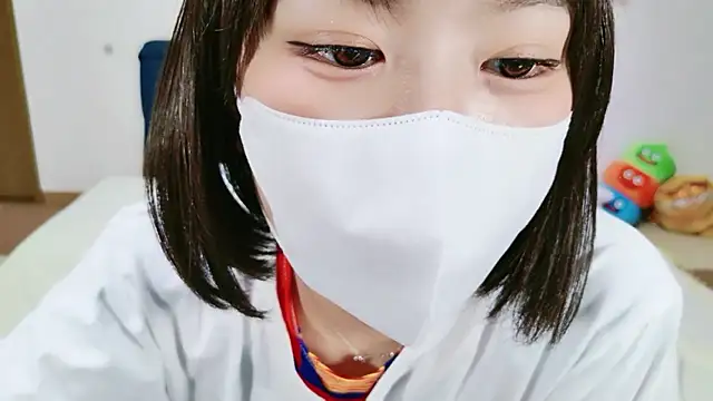 Snapshot of _Iroha_99 chatting on 05-17-26, 02:35 Iroha 99 online show from 05-17-26, 02:35