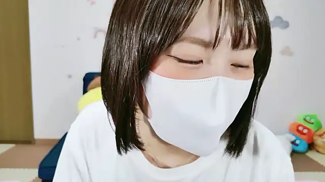 Snapshot of _Iroha_99 chatting on 05-21-26, 02:35 Iroha 99 online show from 05-21-26, 02:35