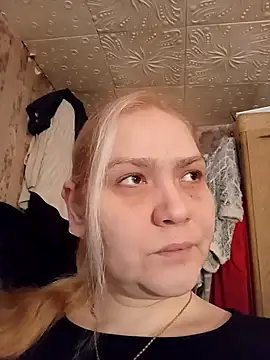 Snapshot of Minna_Jeannie chatting on 02-04-25, 03:22 Minna Jeannie online show from 02-04-25, 03:22