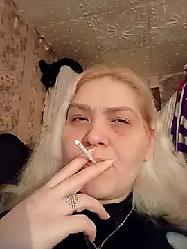 Snapshot of Minna_Jeannie chatting on 02-10-25, 03:24 Minna Jeannie online show from 02-10-25, 03:24