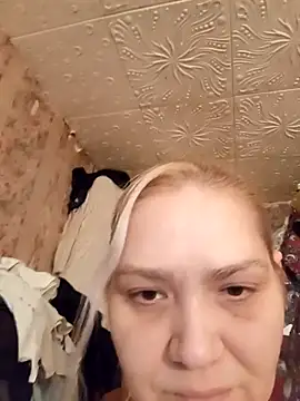 Snapshot of Minna_Jeannie chatting on 02-19-25, 03:28 Minna Jeannie online show from 02-19-25, 03:28