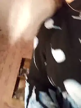 Snapshot of Minna_Jeannie chatting on 10-22-25, 02:23 Minna Jeannie online show from 10-22-25, 02:23