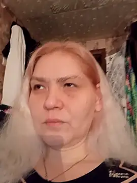 Snapshot of Minna_Jeannie chatting on 11-10-25, 02:43 Minna Jeannie online show from 11-10-25, 02:43