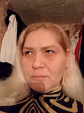 Snapshot of Minna_Jeannie chatting on 12-03-25, 02:08 Minna Jeannie online show from 12-03-25, 02:08