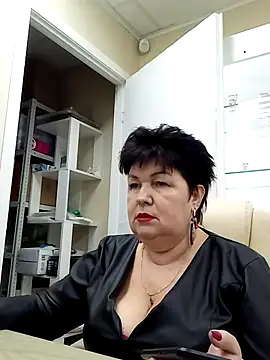 Snapshot of FantasyMichelle chatting on 01-11-25, 06:35 FantasyMichelle online show from 01-11-25, 06:35