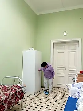 Snapshot of FantasyMichelle chatting on 02-01-25, 09:43 FantasyMichelle online show from 02-01-25, 09:43