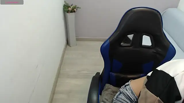 valerie diaz1 online show from 11-15-25, 01:51