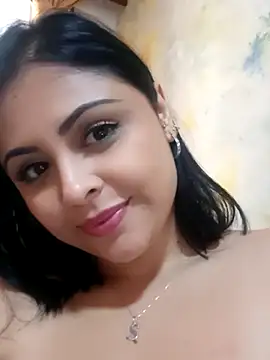 Snapshot of MelannyBell chatting on 01-28-25, 05:14 MelannyBell online show from 01-28-25, 05:14