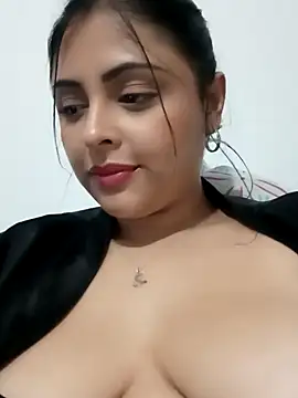 Snapshot of MelannyBell chatting on 02-06-25, 09:28 MelannyBell online show from 02-06-25, 09:28