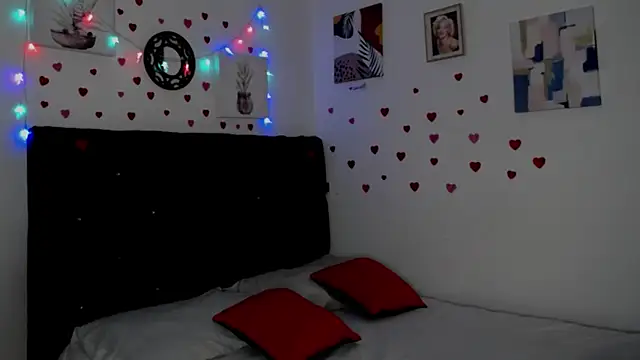 floweer  online show from 02-22-25, 04:51