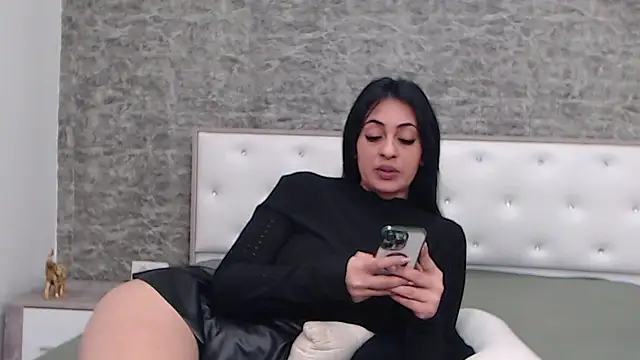 Aimeclark online show from 12-24-24, 07:17