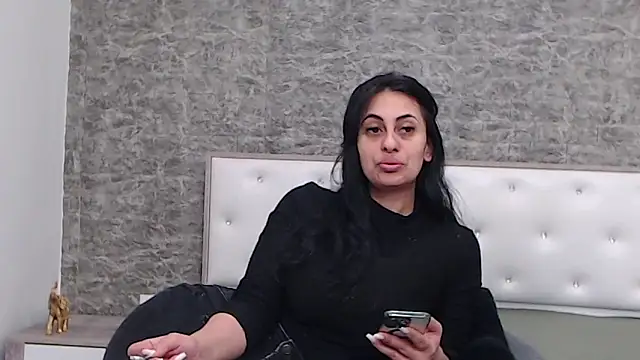 Aimeclark online show from 02-04-25, 11:05