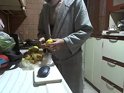 Snapshot of zormen355 chatting on 12-21-25, 05:53 zormen355 online show from 12-21-25, 05:53