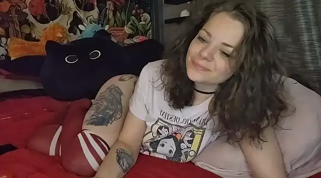 Snapshot of MiaElizabeth chatting on 01-03-25, 04:27 MiaElizabeth online show from 01-03-25, 04:27