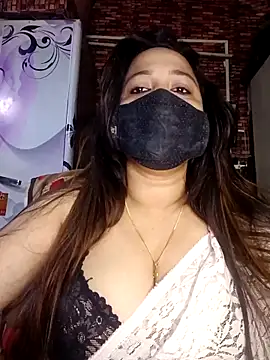 Snapshot of albelasummi702 chatting on 12-17-25, 01:22 albelasummi702 online show from 12-17-25, 01:22