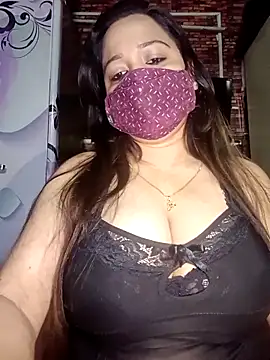 Snapshot of albelasummi702 chatting on 02-27-26, 02:44 albelasummi702 online show from 02-27-26, 02:44