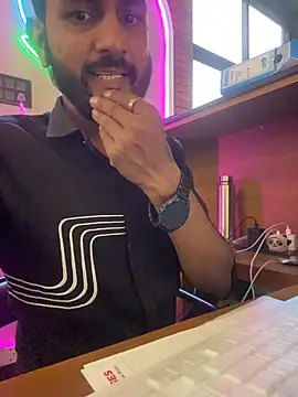 yourluckyfuckboy online show from 03-31-26, 01:00