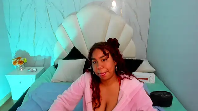 Lizzie Williams  online show from 03-13-25, 07:20