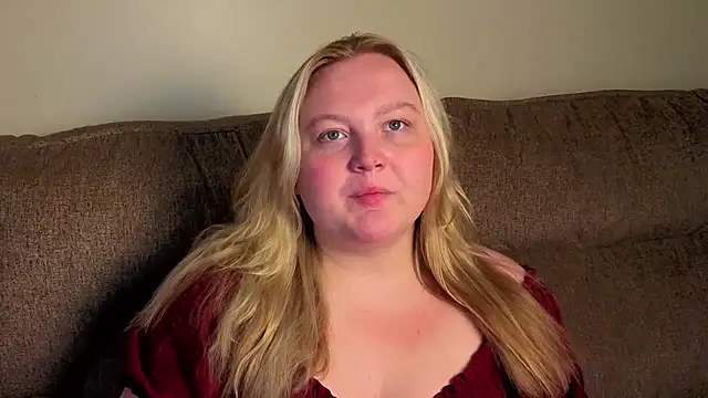 Snapshot of PhatAssBlond chatting on 07-27-26, 03:52 PhatAssBlond online show from 07-27-26, 03:52