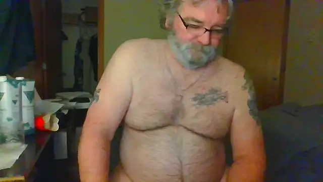 Snapshot of Doherty10 chatting on 05-16-26, 06:43 Doherty10 online show from 05-16-26, 06:43