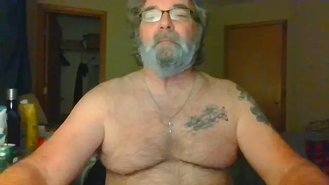 Snapshot of Doherty10 chatting on 06-04-26, 08:31 Doherty10 online show from 06-04-26, 08:31