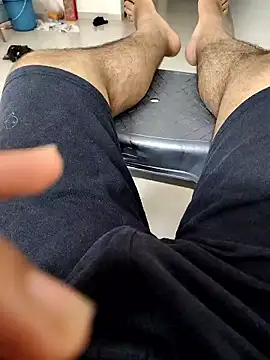 Snapshot of SplitPrestige19 chatting on 01-08-26, 05:59 SplitPrestige19 online show from 01-08-26, 05:59