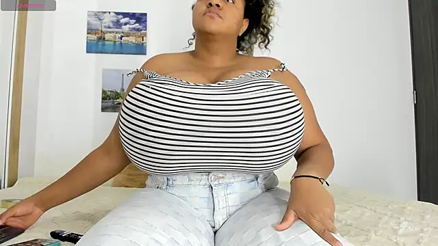 bigmom69  online show from 11-03-25, 12:24