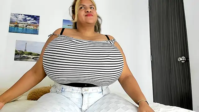 bigmom69  online show from 11-25-25, 08:53