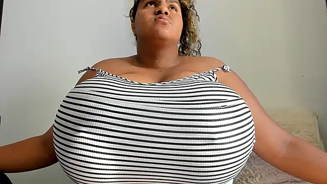 bigmom69  online show from 06-01-26, 02:41