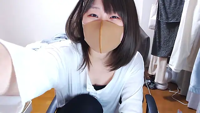 Snapshot of izumi__123 chatting on 02-26-26, 04:28 izumi 123 online show from 02-26-26, 04:28