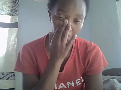 ElianeHot online show from 09-24-25, 08:50