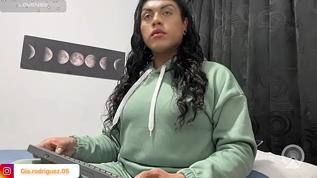 Snapshot of Ariana_Rodriguez_ chatting on 07-05-26, 04:30 Ariana Rodriguez online show from 07-05-26, 04:30