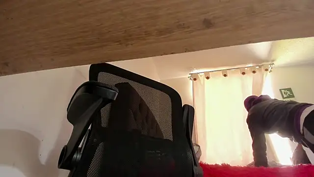 s sven03 online show from 01-12-25, 01:58