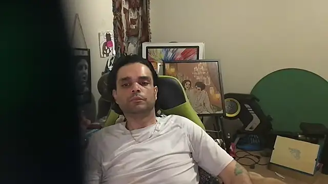 Snapshot of GForceSavage chatting on 05-09-26, 03:12 GForceSavage online show from 05-09-26, 03:12