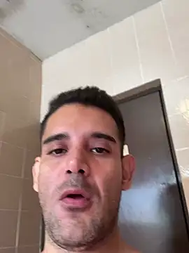 Snapshot of kevinbolena chatting on 01-27-25, 09:33 kevinbolena online show from 01-27-25, 09:33