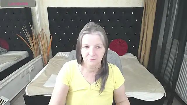 Lilly hott online show from 03-07-25, 06:54