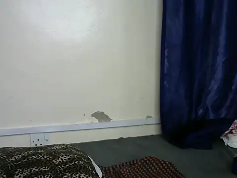 Rasta tattooed online show from 11-24-25, 06:29