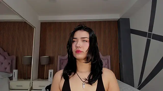 Snapshot of Rubi_Sky chatting on 09-18-25, 04:14 Rubi Sky online show from 09-18-25, 04:14