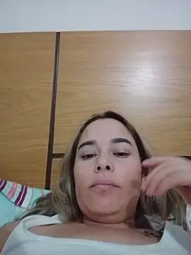 Snapshot of Amelia1_ chatting on 06-06-26, 02:27 Amelia1 online show from 06-06-26, 02:27