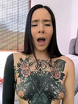 VeronicaTonu online show from 01-24-25, 02:30