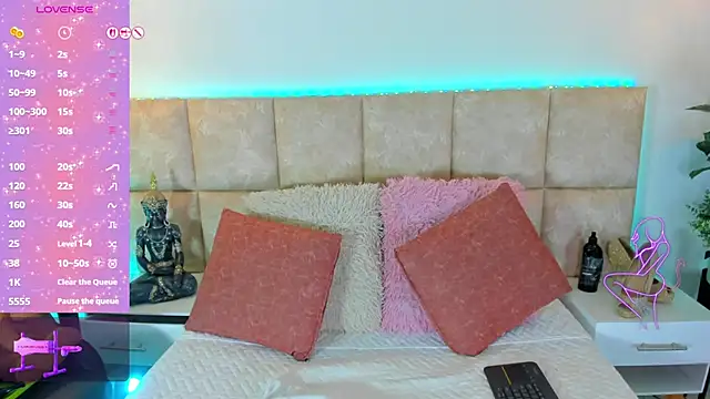 Snapshot of LiaaGenner chatting on 09-08-25, 07:02 LiaaGenner online show from 09-08-25, 07:02