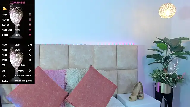 Snapshot of LiaaGenner chatting on 09-12-25, 07:03 LiaaGenner online show from 09-12-25, 07:03