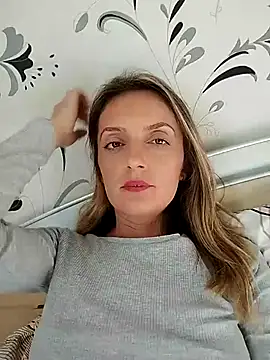 SophyGirl online show from 10-15-25, 12:38